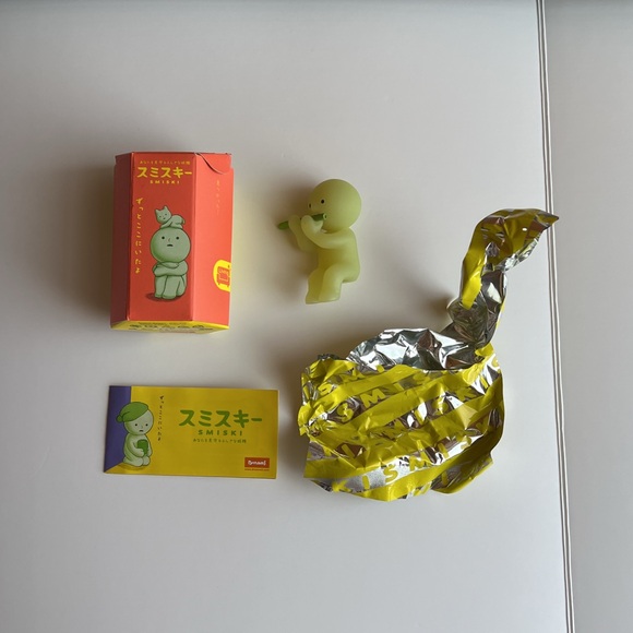 Playing - Smiski Living Series - Picture 4 of 4